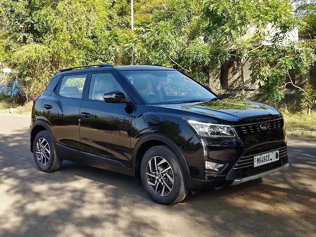 Used Mahindra XUV300 [2019-2024] W8 (O) 1.5 Diesel [2020] in Nashik