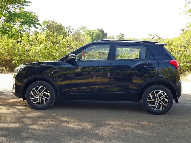 Used Mahindra XUV300 [2019-2024] W8 (O) 1.5 Diesel [2020] in Nashik