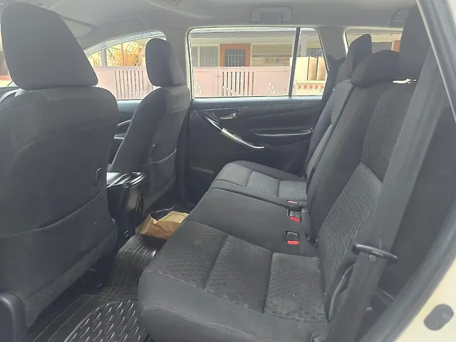 Used Toyota Innova Crysta [2016-2020] 2.4 G 7 STR [2016-2017] in Coimbatore