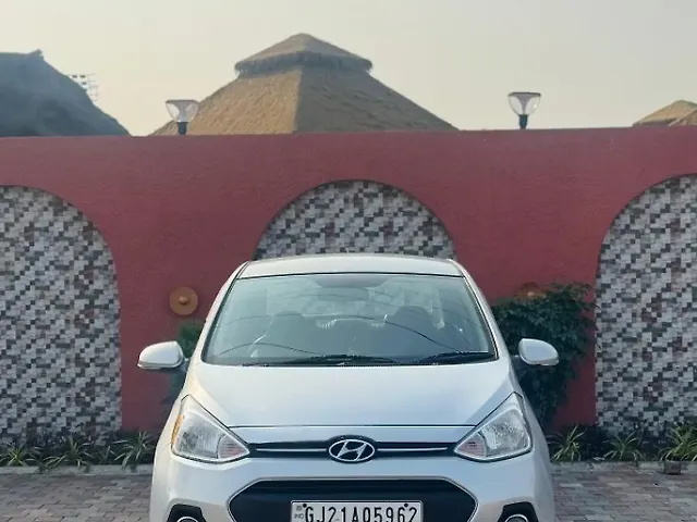 Used 2015 Hyundai Xcent in Surat