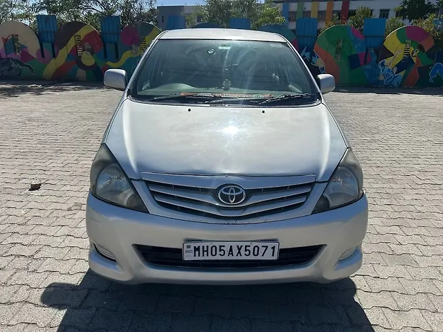Used 2011 Toyota Innova in Mumbai