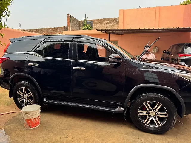 Used Toyota Fortuner [2016-2021] 2.8 4x2 MT [2016-2020] in Lucknow