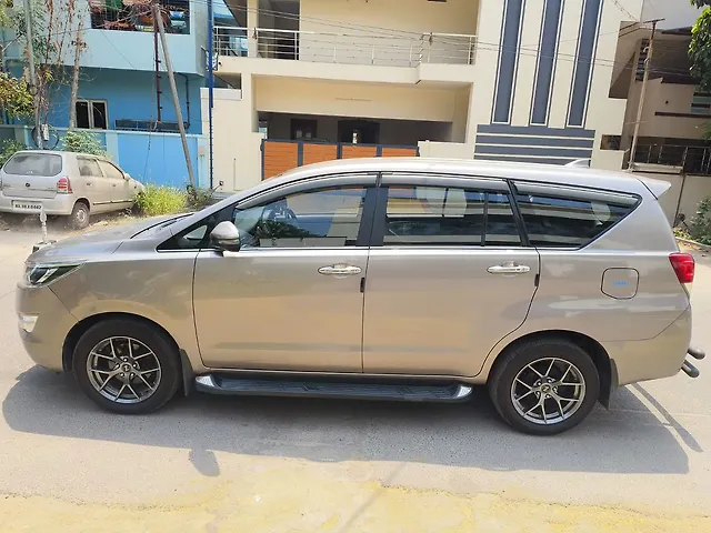 Used Toyota Innova Crysta [2016-2020] 2.4 V Diesel in Coimbatore