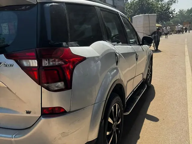 Used Mahindra XUV500 W11 [2018-2020] in Delhi
