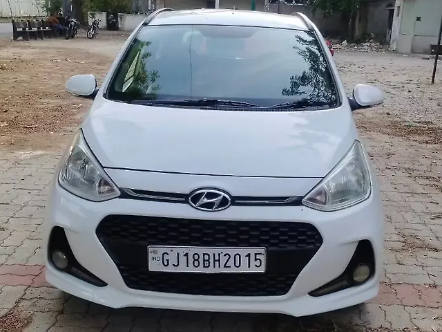 Used 2017 Hyundai Grand i10 in Gandhinagar