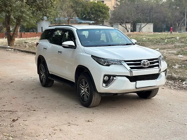 Used 2017 Toyota Fortuner in Delhi