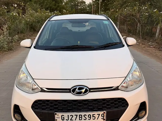 Used 2018 Hyundai Grand i10 in Gandhinagar
