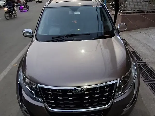 Used 2019 Mahindra XUV500 in Lucknow