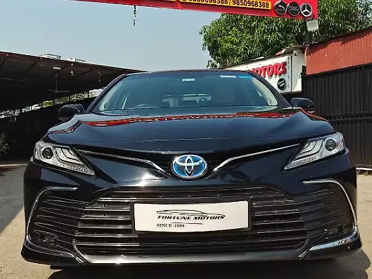Used 2023 Toyota Camry in Pune
