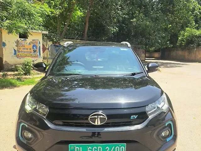 Used 2022 Tata Nexon EV in Delhi