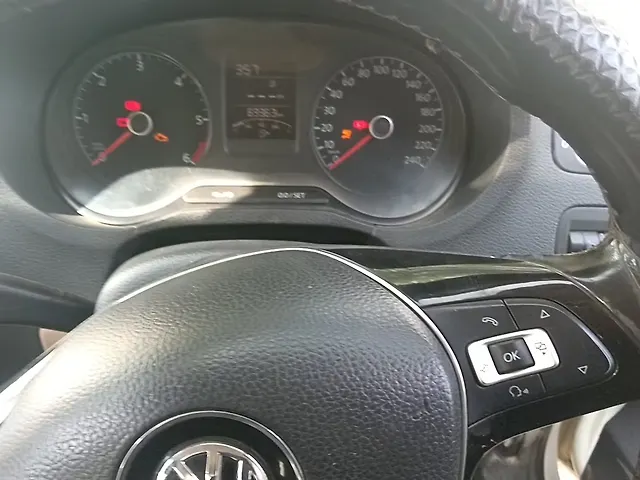 Used Volkswagen Polo [2016-2019] Highline Plus 1.5 (D) 16 Alloy in Gandhinagar