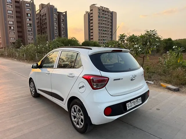 Used Volkswagen Polo [2016-2019] Highline Plus 1.5 (D) 16 Alloy in Gandhinagar