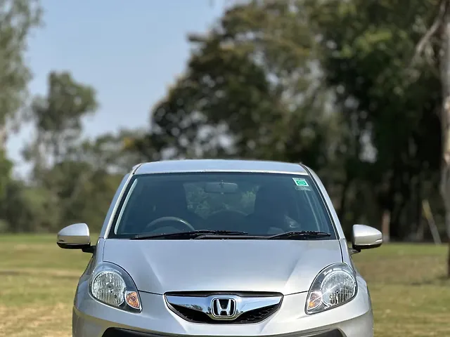Used 2015 Honda Brio in Surat Used 2015 Honda Brio in Surat