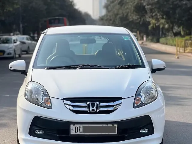 Used 2015 Honda Brio in Delhi