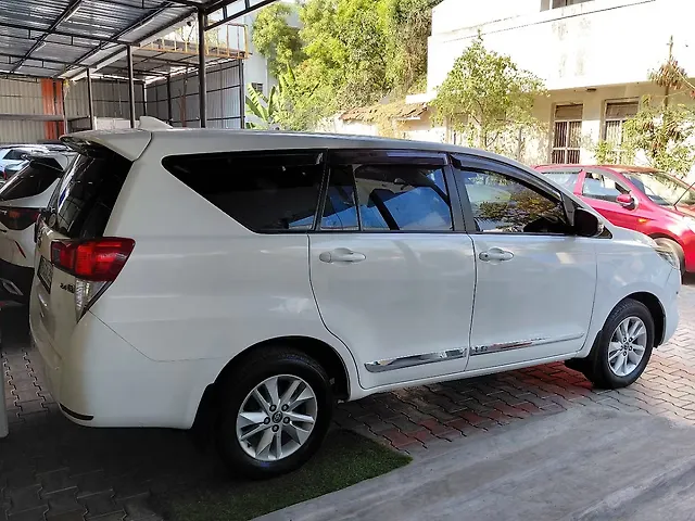 Used Toyota Innova Crysta [2016-2020] 2.4 G 8 STR [2016-2017] in Coimbatore