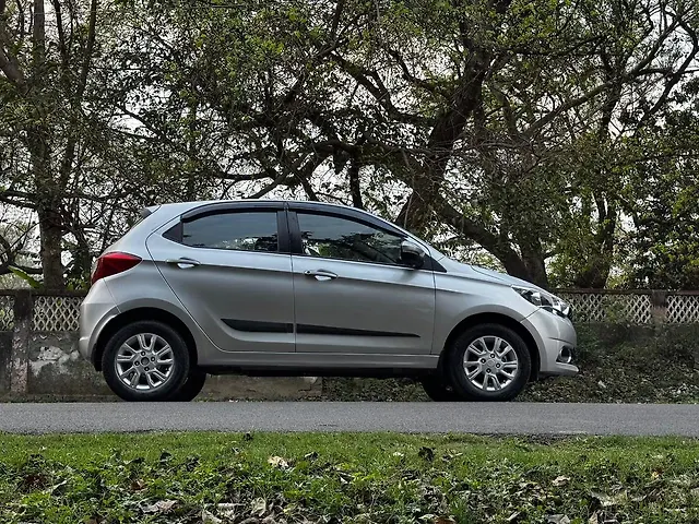 Used Tata Tiago [2016-2020] Revotron XT [2016-2019] in Meerut