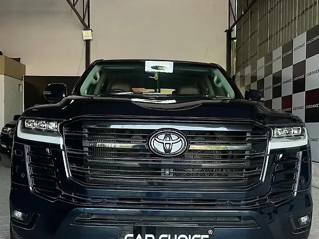Used 2017 Toyota Land Cruiser in Jaipur