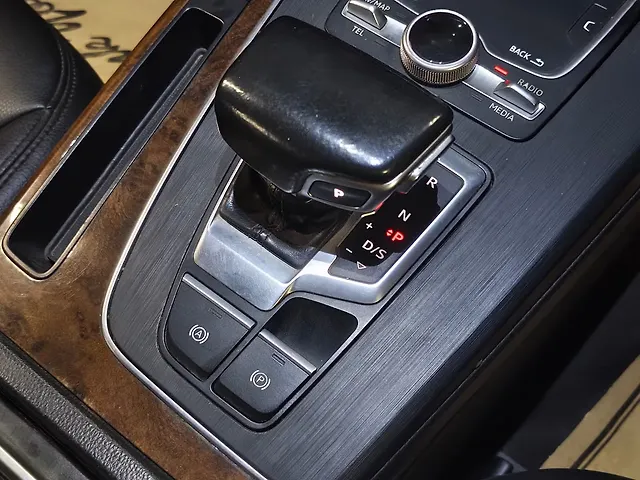 Used Audi Q5 [2018-2020] 35 TDI Technology in Kolkata