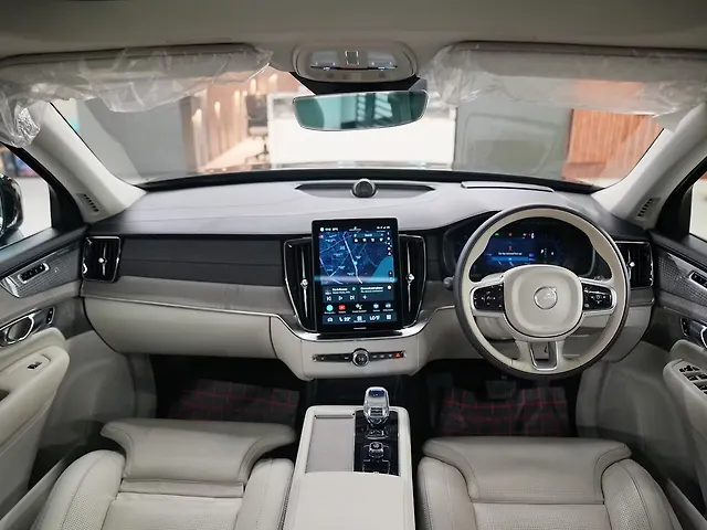Used Volvo XC90 B5 Ultra in Kolkata Used Volvo XC90 B5 Ultra in Kolkata