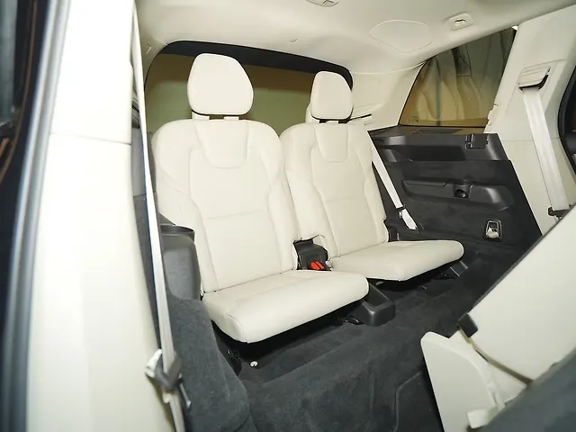 Used Volvo XC90 B5 Ultra in Kolkata Used Volvo XC90 B5 Ultra in Kolkata