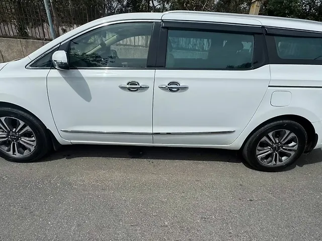 Used Kia Carnival [2020-2023] Limousine 7 STR in Delhi