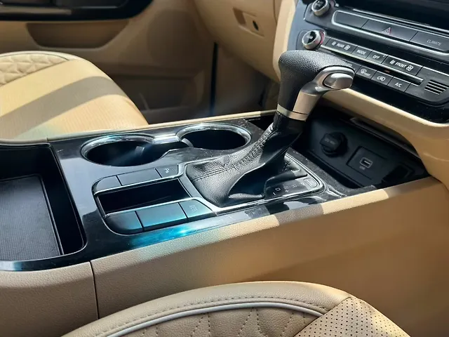 Used Kia Carnival [2020-2023] Limousine 7 STR in Delhi