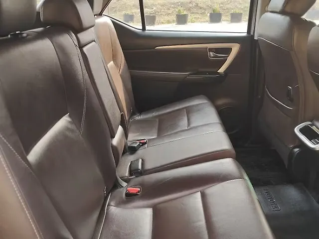 Used Toyota Fortuner [2016-2021] 2.7 4x2 AT [2016-2020] in Pune