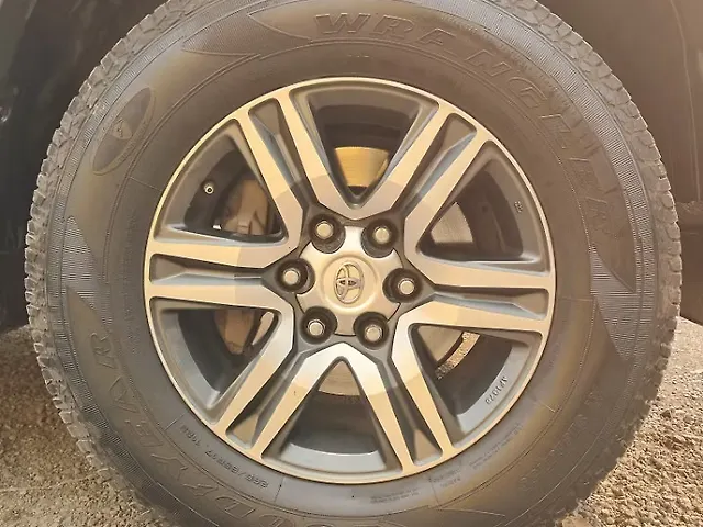Used Toyota Fortuner [2016-2021] 2.7 4x2 AT [2016-2020] in Pune