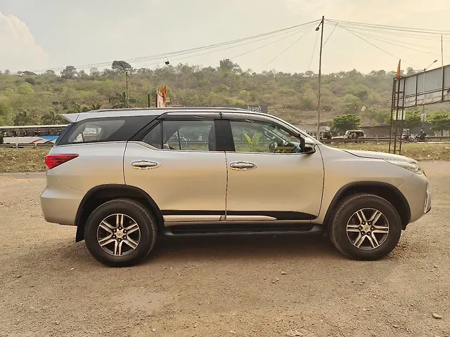 Used Toyota Fortuner [2016-2021] 2.7 4x2 AT [2016-2020] in Pune