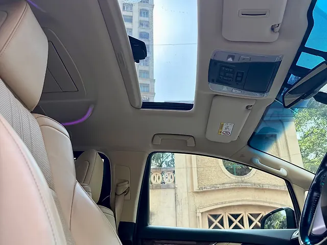 Used Toyota Vellfire [2020-2023] Hybrid in Mumbai