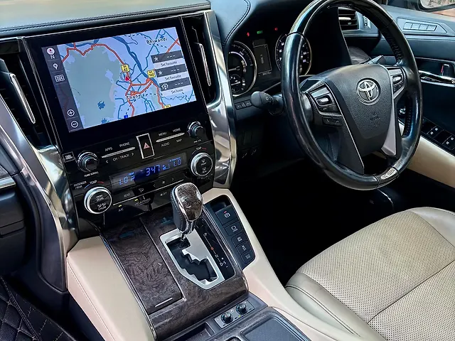 Used Toyota Vellfire [2020-2023] Hybrid in Mumbai