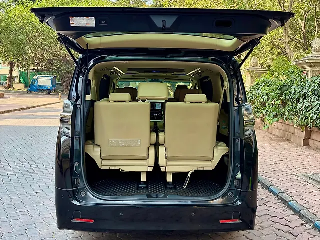 Used Toyota Vellfire [2020-2023] Hybrid in Mumbai