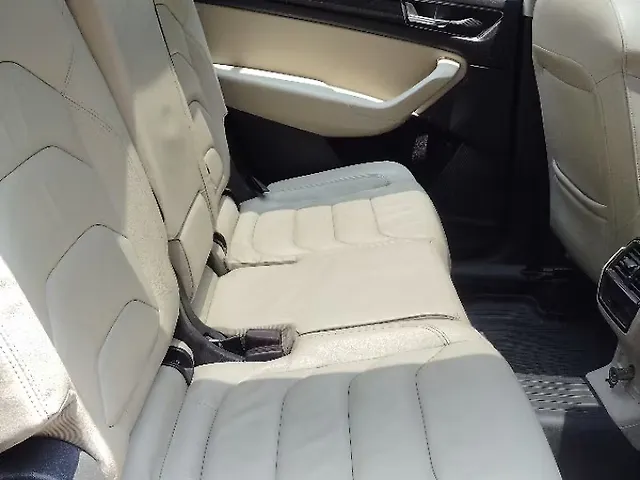 Used Skoda Kodiaq [2017-2020] L&K 2.0 TDI 4x4 AT in Bangalore