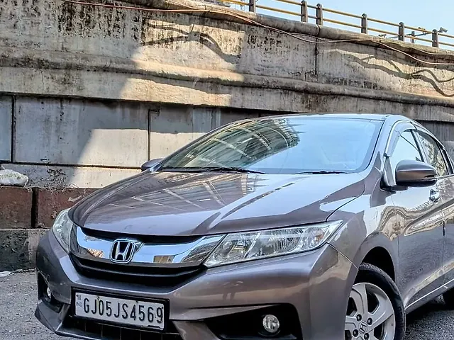 Used Honda City 4th Generation V Petrol [2017-2019] in Surat
