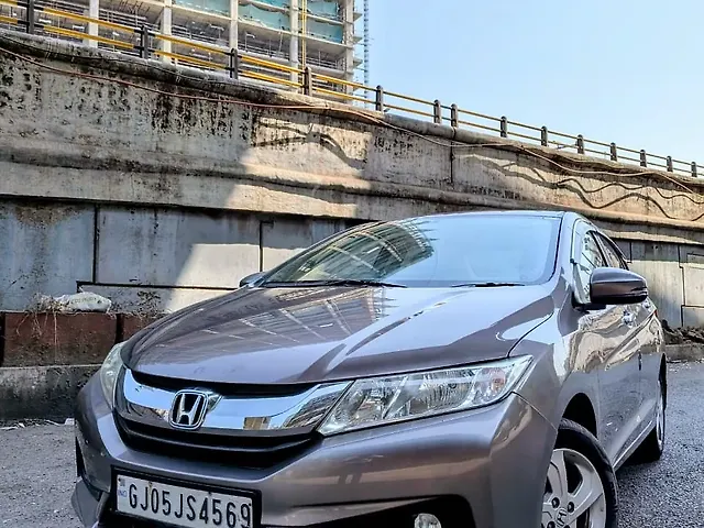 Used Honda City 4th Generation V Petrol [2017-2019] in Surat