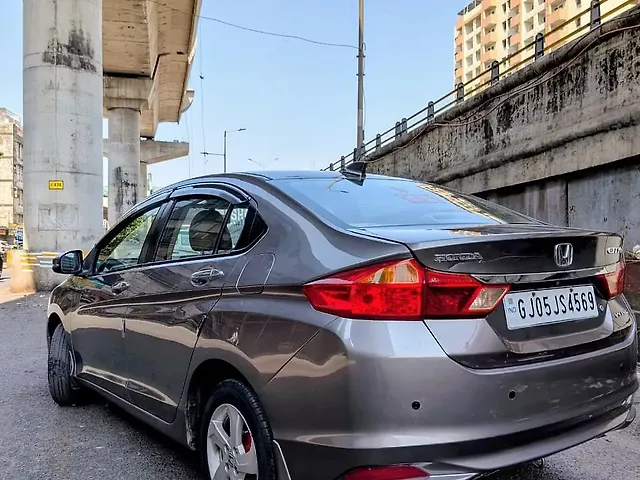 Used Honda City 4th Generation V Petrol [2017-2019] in Surat