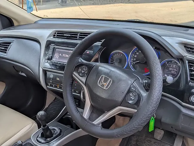 Used Honda City 4th Generation V Petrol [2017-2019] in Surat