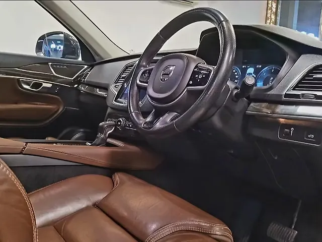 Used Volvo XC90 [2015-2021] Momentum Luxury [2015-2020] in Lucknow