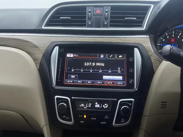 Used Maruti Suzuki Ciaz Alpha Hybrid 1.5 AT [2018-2020] in Chandigarh