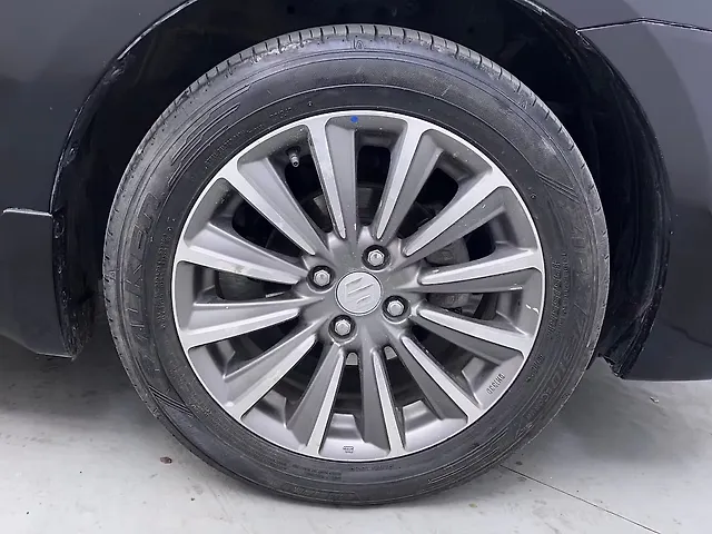 Used Maruti Suzuki Ciaz Alpha Hybrid 1.5 AT [2018-2020] in Chandigarh