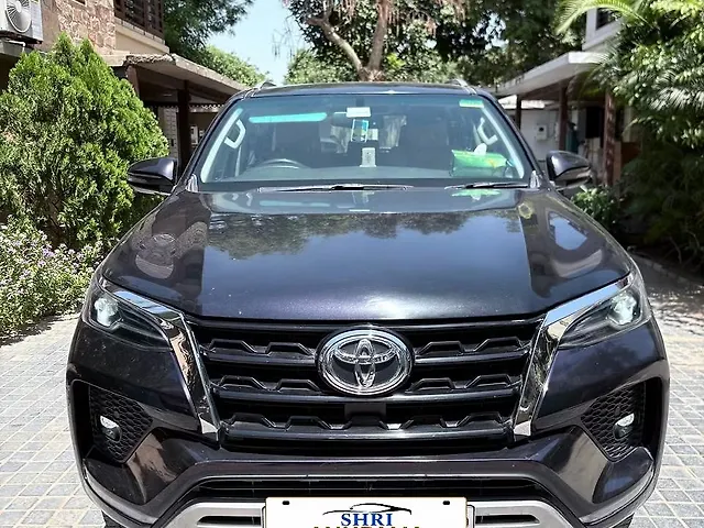 Used 2022 Toyota Fortuner in Ahmedabad Used 2022 Toyota Fortuner in Ahmedabad