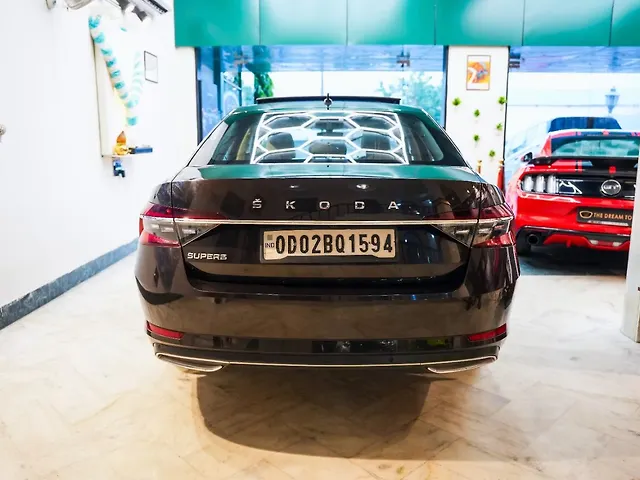 Used Skoda Superb [2020-2023] L&K AT in Delhi