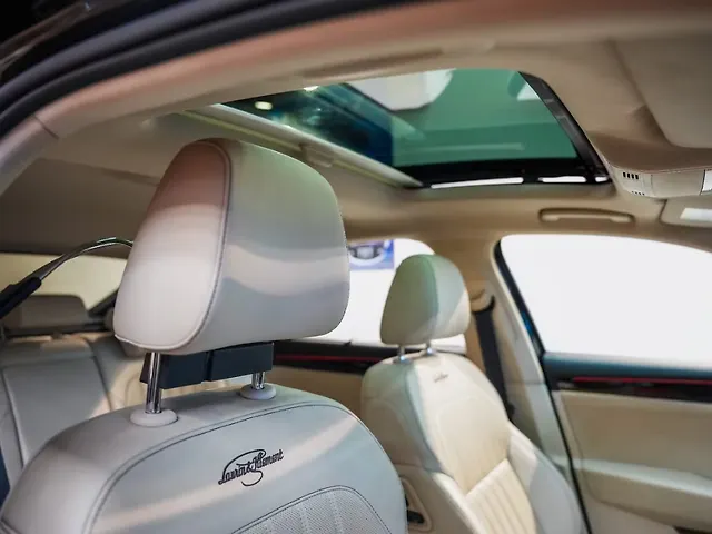 Used Skoda Superb [2020-2023] L&K AT in Delhi