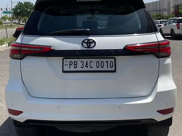 Used Toyota Fortuner 4x2 2WD Petrol 2.7L Automatic in Mohali