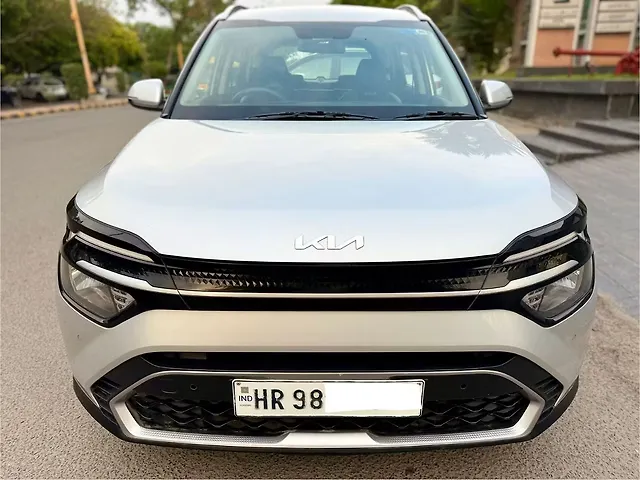 Used 2022 Kia Carens in Delhi