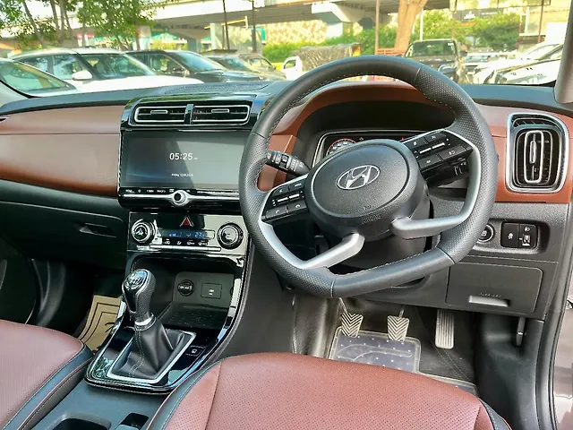 Used Hyundai Alcazar [2021-2023] Platinum 7 STR 1.5 Diesel in Ahmedabad