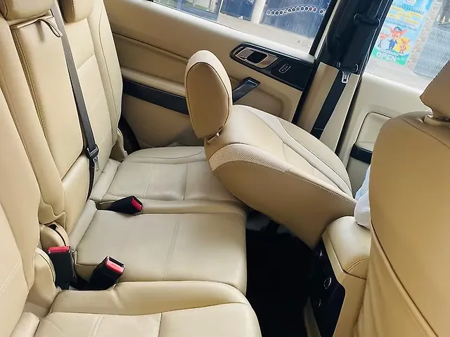 Used Ford Endeavour [2016-2019] Titanium 3.2 4x4 AT in Lucknow