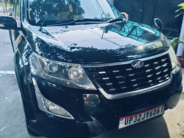 Used Mahindra XUV500 W11 [2018-2020] in Lucknow