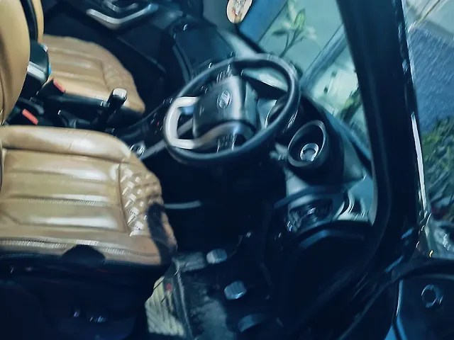 Used Mahindra XUV500 W11 [2018-2020] in Lucknow