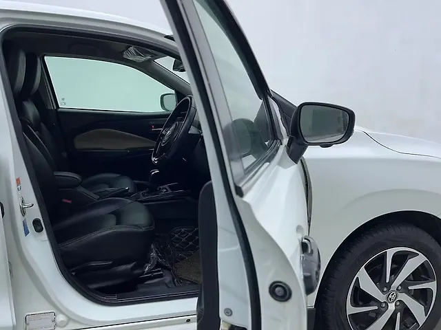 Used Toyota Glanza V AMT [2022-2023] in Navi Mumbai